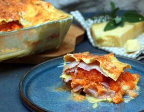 Lasagnes au potiron, jambon fumé et cantal