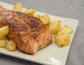 pommes de terre roties à la grèque et son saumon