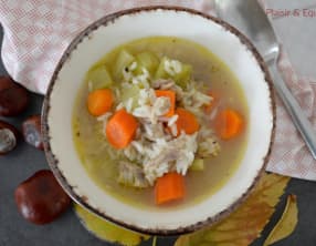 Soupe de poulet au riz
