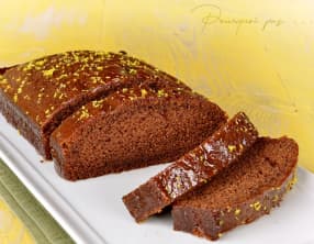 Gâteau moelleux, miel, épices, citron