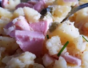 Salade de pommes de terre au cervelas