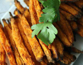 Frites de patates douces bien croustillantes