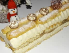 Bûche tiramisu café et fève tonka