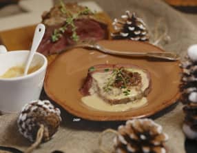 Filet de boeuf aux oignons sauce au foie gras