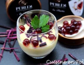 Crème de boule d’or, perles de cassis