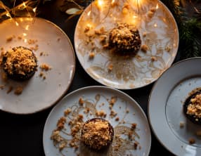 Oignons rouges caramélisés et crumble salé