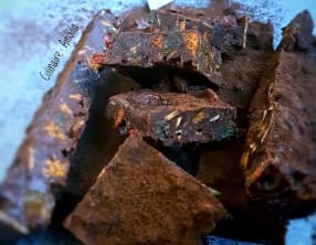 Fridge cake au chocolat, fruits secs et spéculoos