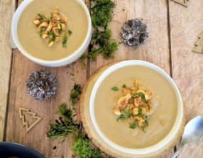 Velouté de châtaignes et noisettes grillées