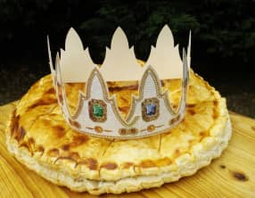 Galette des rois frangipane, chocolat noir et fève tonka