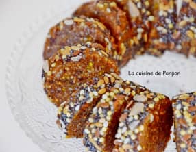 Tranches d'énergie aux dattes, figues, amandes, noix de cajou, vegan