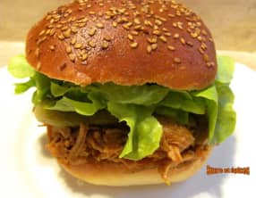 Hamburgers au porc effiloché