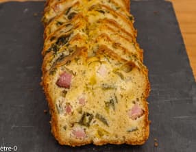 Cake aux poireaux et aux lardons