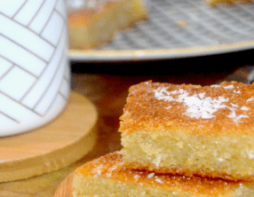 Basboussa à la noix de coco