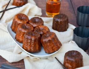 Canelés de Bordeaux
