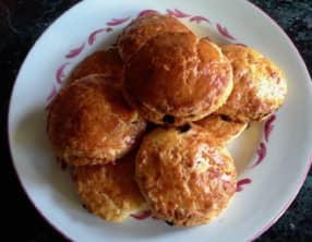 Scones aux griottes séchées