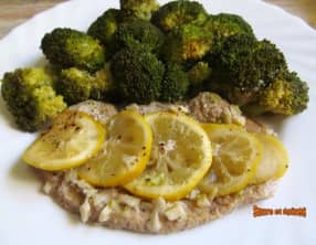 Escalopes de dinde au brocoli et citron en papillote