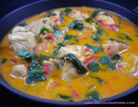 Poulet au curry thaï