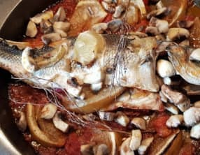 Bar rôti aux citrons confits