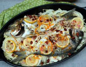 Daurade royale en papillote aux agrumes et fenouil