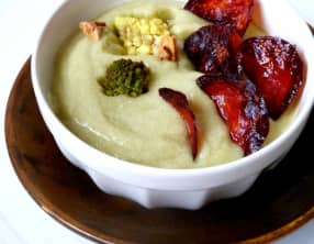 Velouté de chou romanesco, chips de chorizo