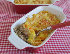 Parmentier de canard confit aux pommes de terre et carottes