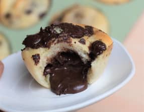 Muffins vegans fourrés au chocolat