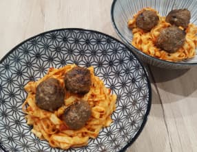 Boulettes de bœuf à l’ail noir