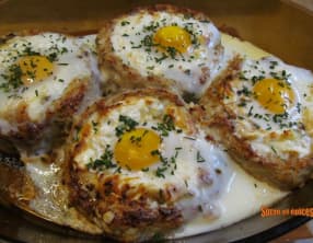 Nids de Pâques aux champignons et oeufs