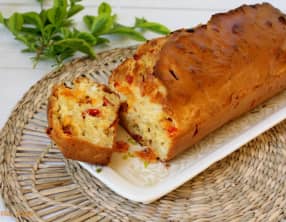 Cake brebis, piquillos et chorizo