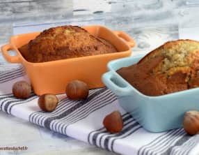 Gâteau à la farine de noisette et au yaourt