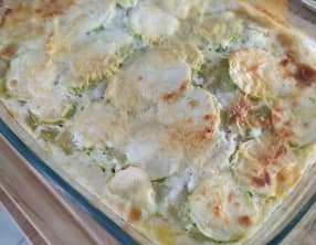 Gratin aux courgettes et aux ravioles