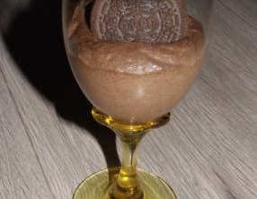 Mousse au chocolat noir et aux Oreo