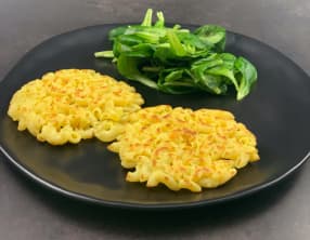 Galettes de coquillettes au fromage