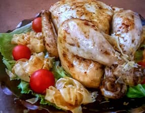Poulet farci au foie de volaille cuit à la vapeur