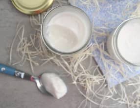 Yaourts d'amande à la fleur d'oranger