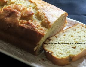 Cake à la compote et au miel