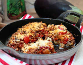 Aubergines farcies au poivron et au bœuf