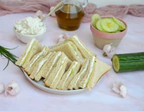Club sandwiches concombre fromage ail fines herbes