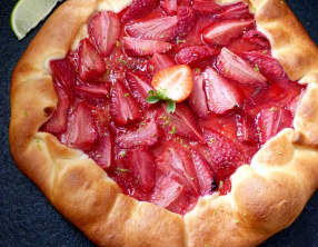 Tarte rustique à la fraise