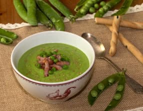 Velouté de petits pois aux lardons