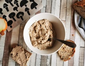 Tartinade de champignons au fromage de chèvre et aux noix