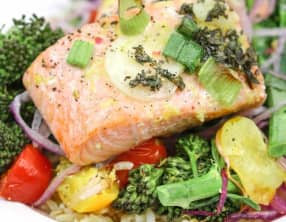 Saumon et légumes en papillote