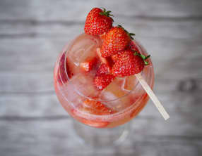 Des boissons à la fraise pour honorer les mamans