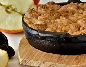 Crumble aux pommes et pruneaux
