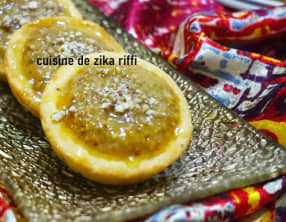 Tartelettes aux noix et au miel d'acacia