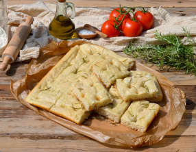 Focaccia genovese au romarin