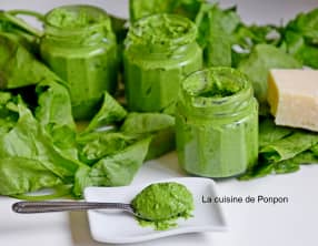 Pesto aux feuilles d'épinard et spiruline
