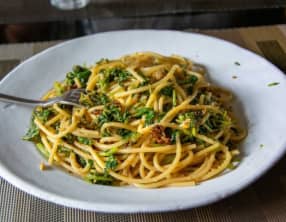 Pâtes aux fanes de radis