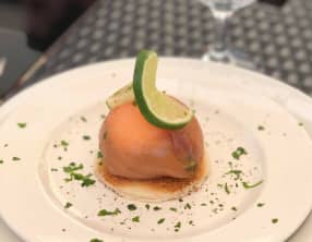 Dôme de saumon guacamole et son œuf mollet