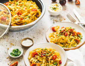 Tagliatelles aux tomates et au curry
